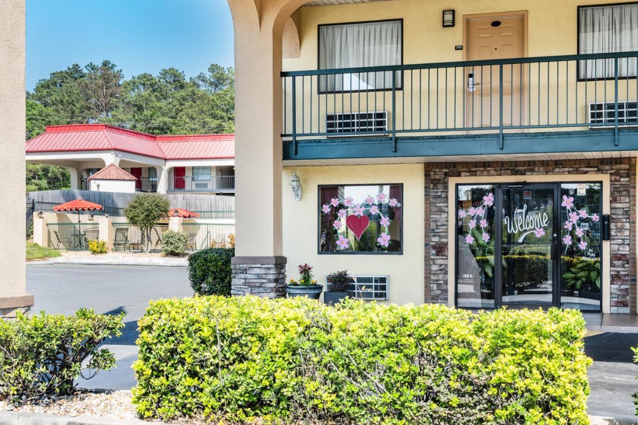 Days Inn By Wyndham Macon I-475 Exterior foto